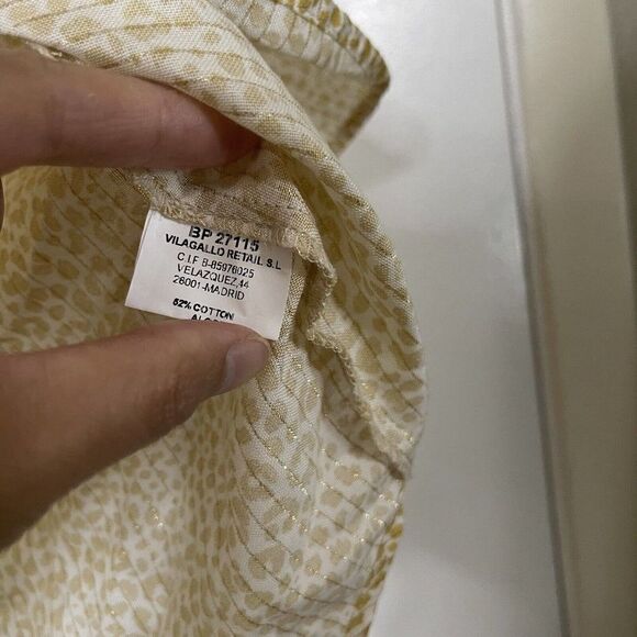 Vilagallo Back Button Short Sleeved Cotton Leopard Print Blouse Size 38/ Small - Picture 3 of 7